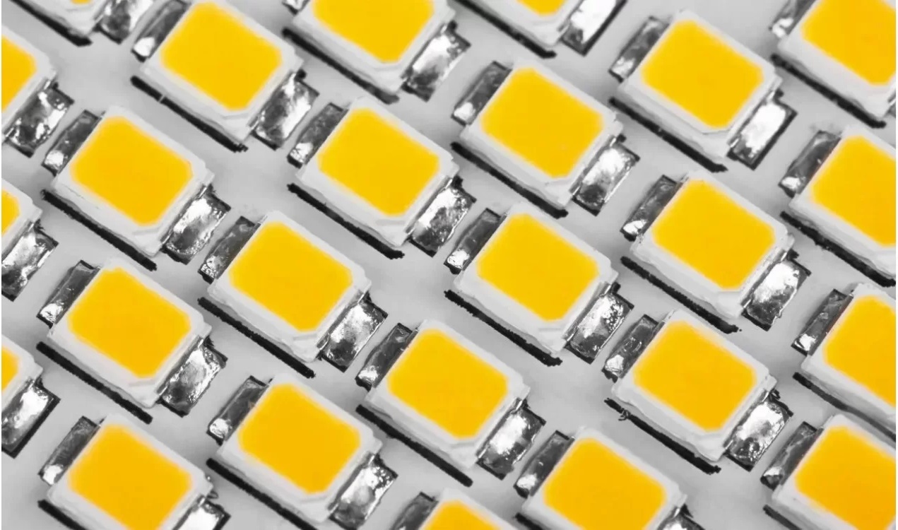 LED: Cos'&egrave;, Perch&eacute; Consuma Cos&igrave; Poco e Perch&eacute; &Egrave; Cos&igrave; Diffuso Oggi?