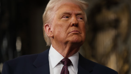 Trump e l'Economia USA: Un Periodo di Transizione tra Tariffe e Rischi di Recessione